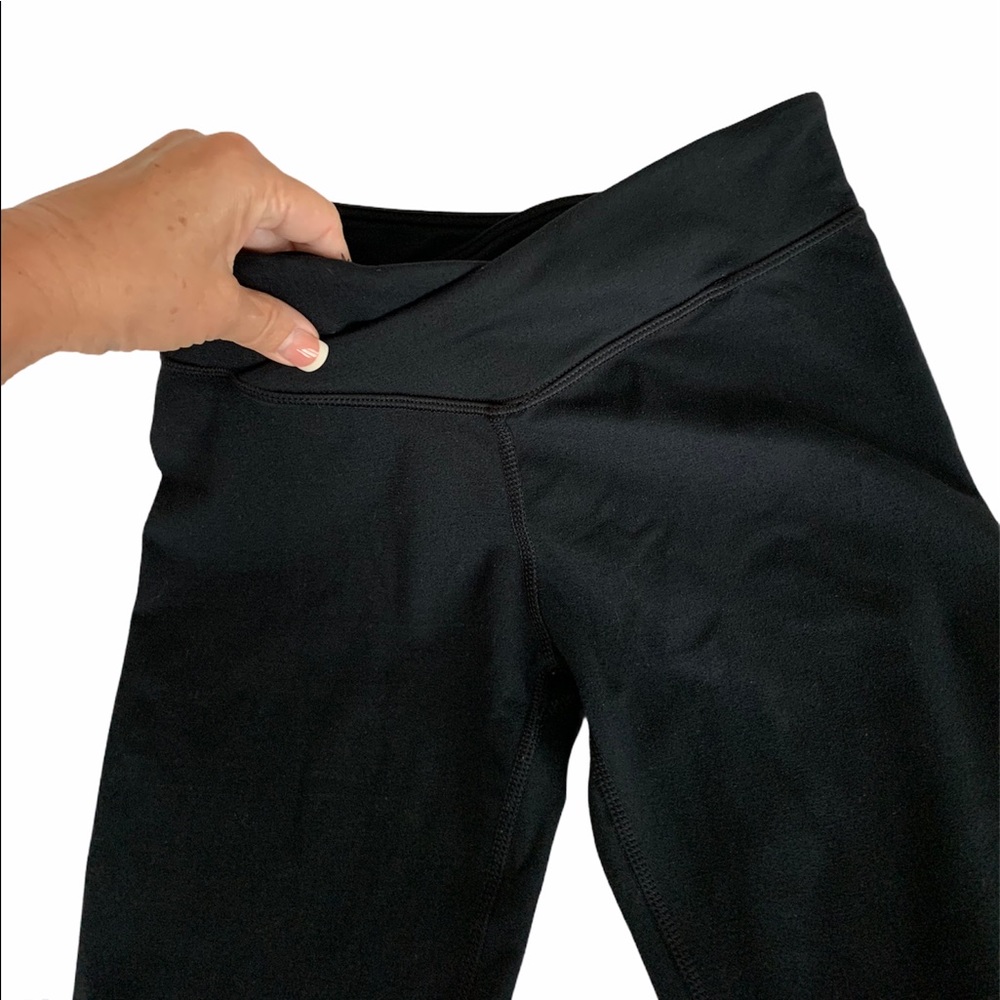 Fabletics Black Capri Leggings